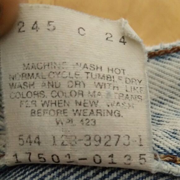 Vintage 90s Levi's 501 Button Fly Acid Wash Denim Jeans 9 - Picture 7 of 7